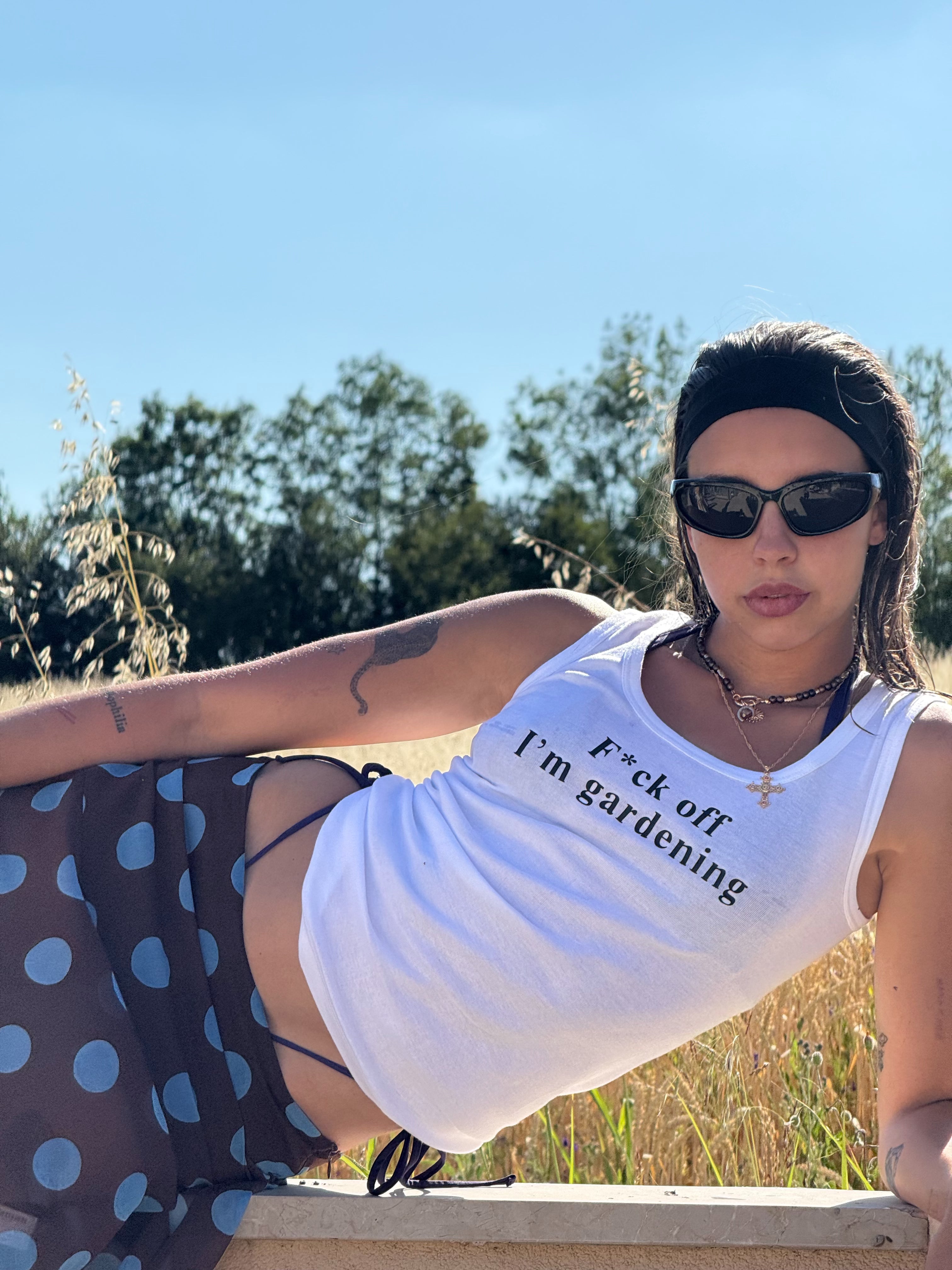 GARDENING TANK TOP